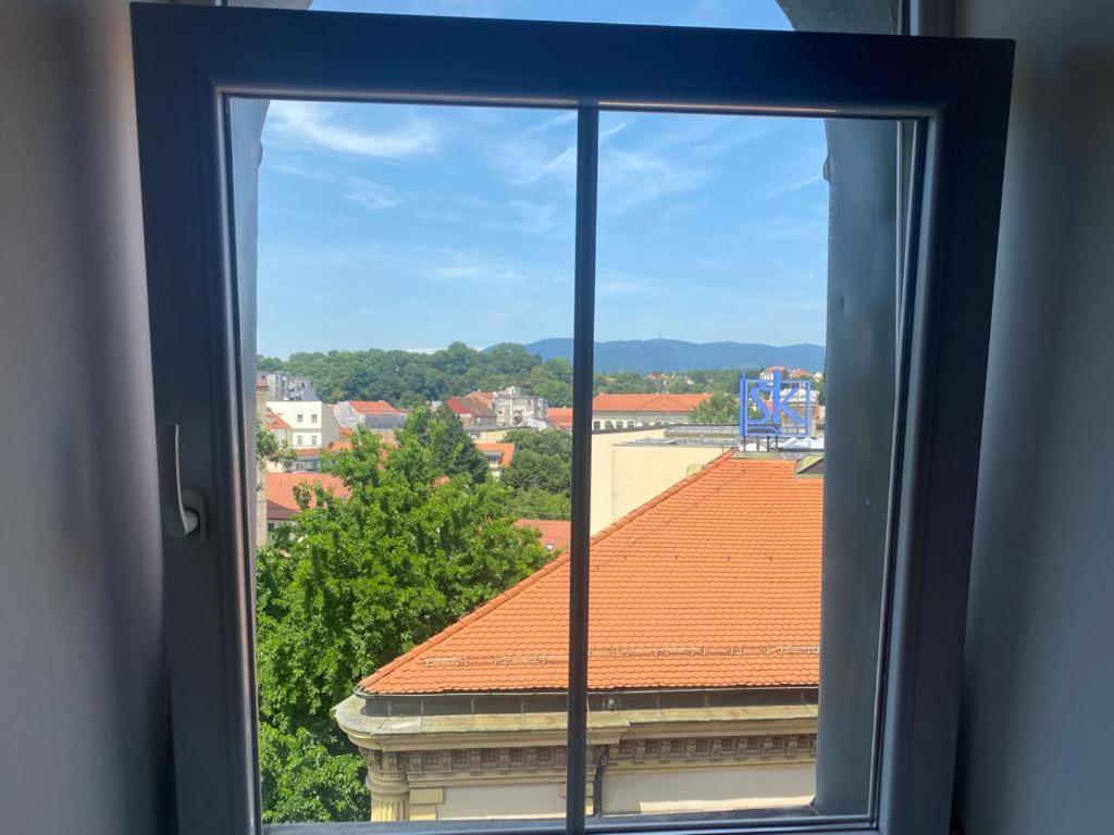 Modern City-Centre Penthouse With Spectacular Views / 135Sqm Zágráb Kültér fotó